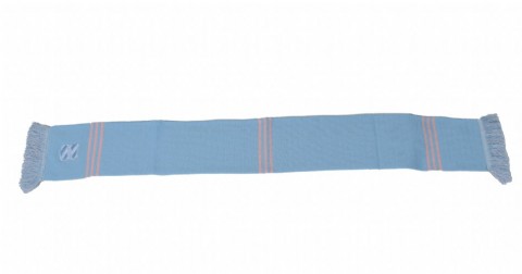 Sjaal Lichtblauw/roze met borduring