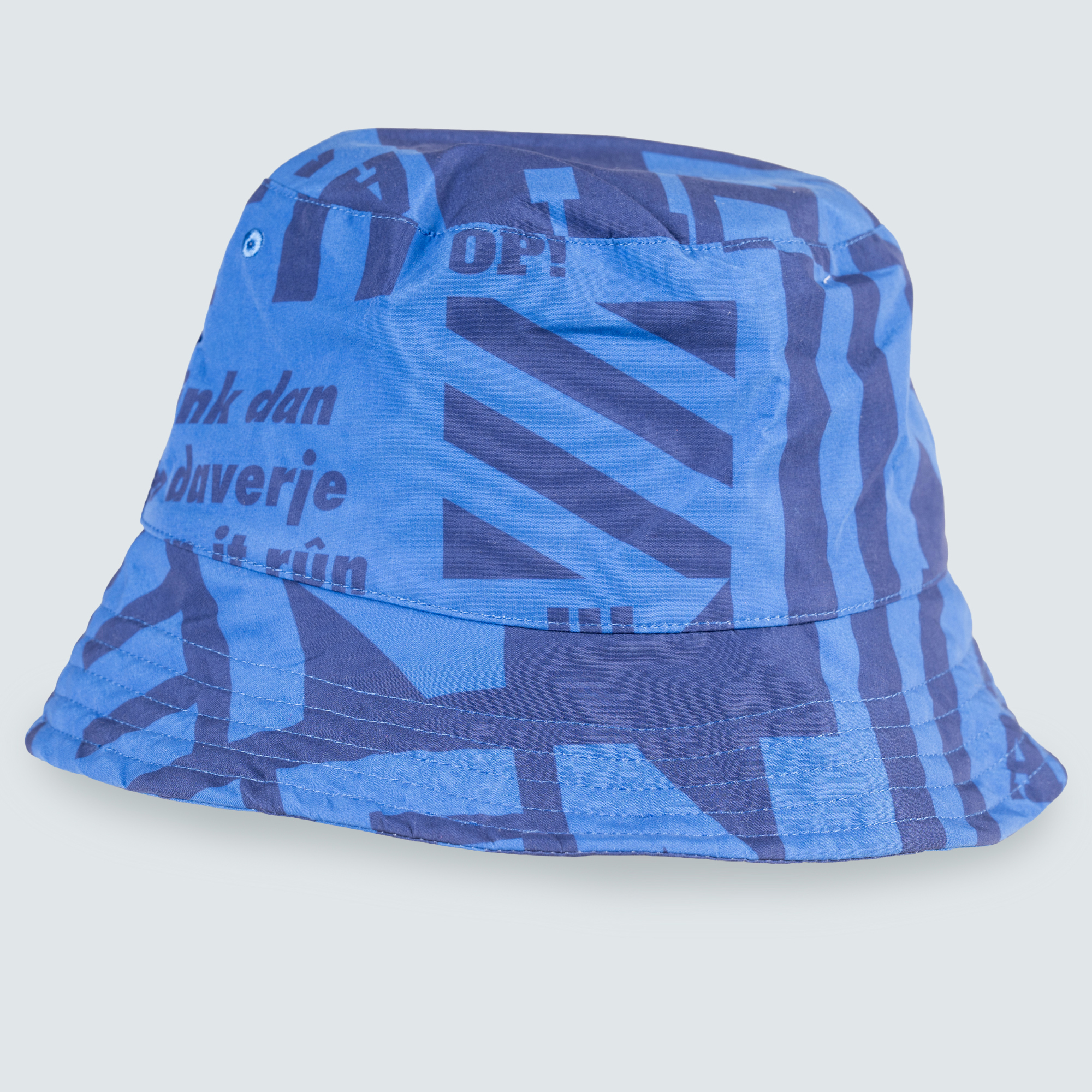 Null Buckethat Blauw 01